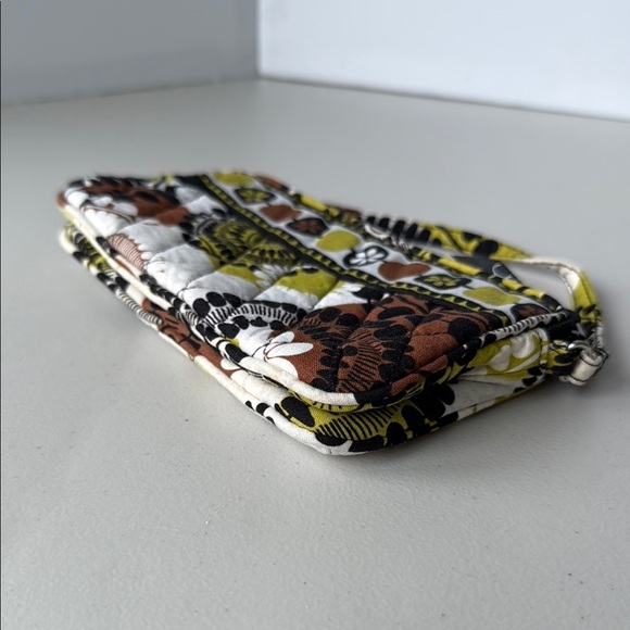 Vera Bradley Cocoa Moss Wristlet Quilted Wristlet Wallet - Picture 5 of 16